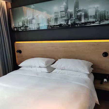 Park Inn By Radisson Shanghai Huanqiugang 外观 照片